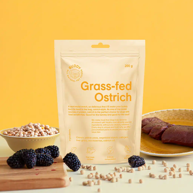 Buddy Semi-moist Snack Ostrich & Blackberries 200g