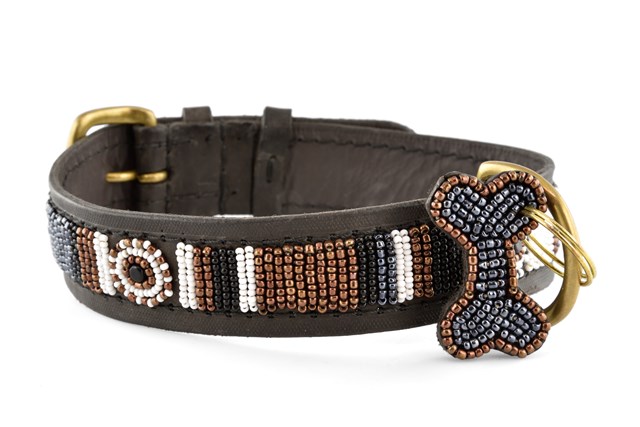 Halsband Takaunga